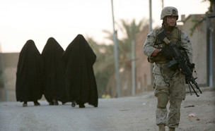 דאעש אוסר על לבישת בורקה (צילום: Scott Olson, GettyImages IL)