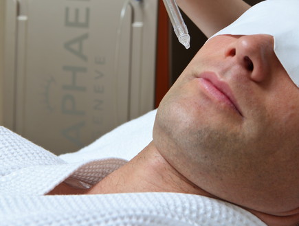 טיפול פנים לגברים ברונית רפאל (צילום: דני אופלינגר)