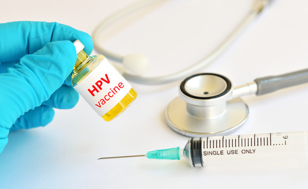 חיסון נגד הפפילומה (צילום: Jarun Ontakrai, Shutterstock)