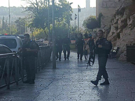 מתגברים כוחות בירושלים (צילום: מדברים תקשורת)