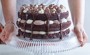 עוגת מוס שוקולד וקרם וניל (צילום: אמיר מנחם, אוכל טוב)