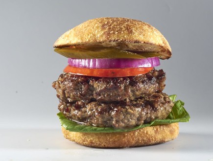 אורבן המבורגר (צילום: אנטולי מיכאלו לסטודיו המטבחון,  יחסי ציבור )