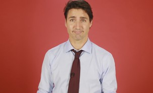 ראש ממשלת קנדה, ג'סטין טרודו, עונה לממים (צילום: Buzzfeed)