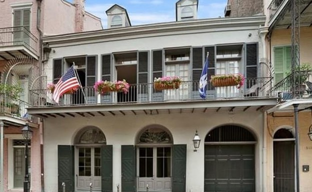הבתים של בראנג'לינה New Orleans house (צילום: Zillow)