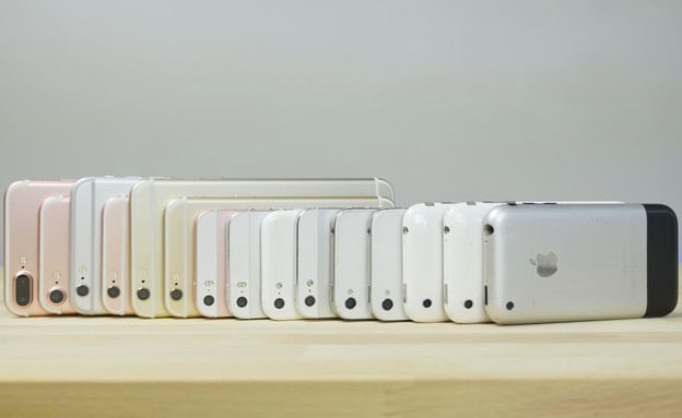 כל דגמי האייפון מ-2007 עד 2016 (צילום: EverythingApplePro, YouTube)