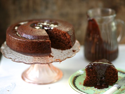 עוגת שוקולד ודבש (צילום: קרן אגם, mako אוכל)