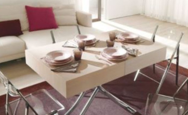 שולחן סלון שהופך לשולחן אוכל בשני גדלים2, (צילום: פונטו זירו, TheMarker)