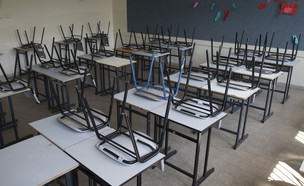 כסאות בכיתה (צילום: יונתן סינדל, פלאש 90, צילום׃ פלאש 90, יונתן סינדל)