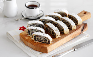 עוגיות מגולגלות במילוי תמרים וקינמון (צילום: נטלי לוין, mako אוכל)