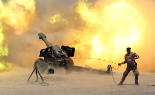 צבא עירק מתקיף מטרות דאע"ש, ארכיון (צילום: רויטרס)