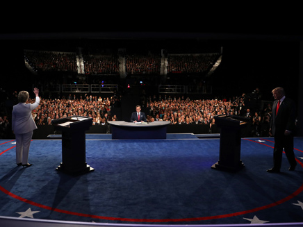 עימות הבחירות האחרון בין קלינטון לטראמפ (צילום: רויטרס)