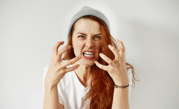 אישה עצבנית (צילום: Shutterstock, מעריב לנוער)