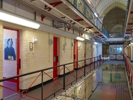 כלא שהפך למרכז תצוגה (צילום: httpthespaces.com)