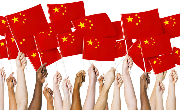 דגלי סין מונפים (צילום: ShutterStock)