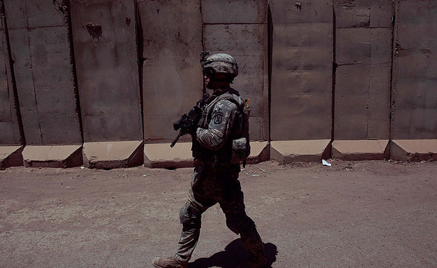 חומת בטון בעיראק (צילום: Chris Hondros, GettyImages IL)