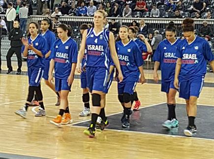 אכזבה לנבחרת הנשים (FIBA) (צילום: ספורט 5)