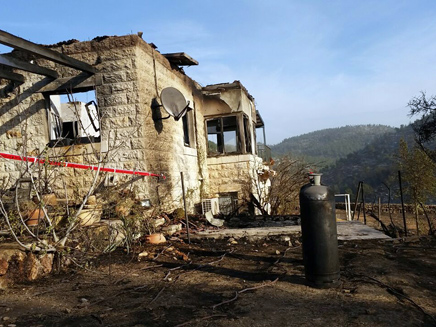 בית משפחת כהן נשרף כליל