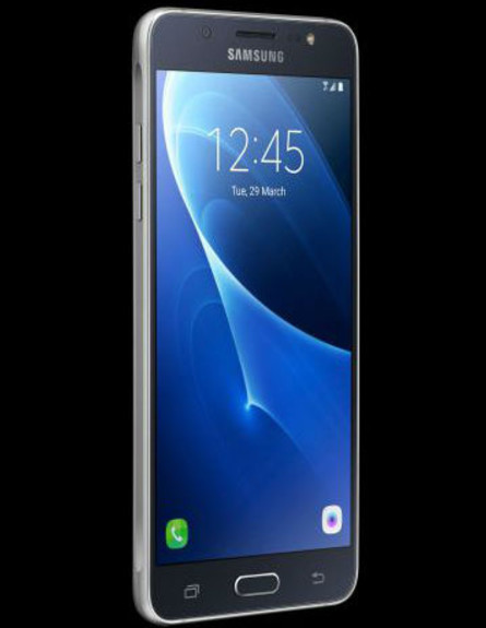 סמארטפון מוזל Galaxy S7 של סמסונג במהדורת 2016 (צילום: צחי הופמן, The Gadget Reviews)