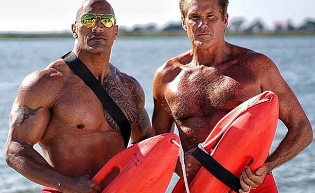 דיוויד הסלהוף ודה רוק. משמר המפרץ 2017