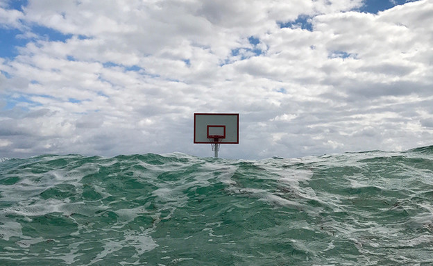 כדורסל בהפתעה (2) (צילום: John Margaritis)