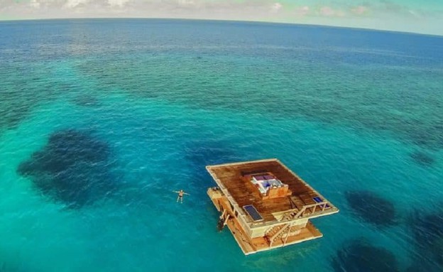 מלון מתחת למים (צילום: The Manta Resort)
