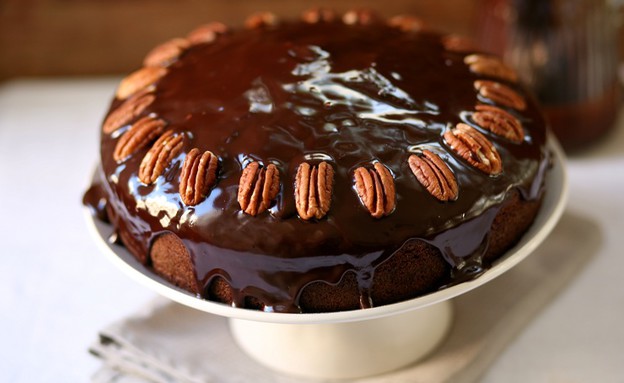 עוגת שוקולד, קפה ופקאן  (צילום: קרן אגם, mako אוכל)