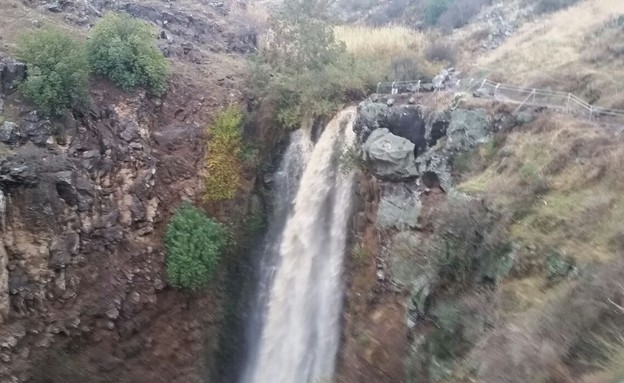 מפל הג'ילבון (צילום: אוריה וזאנה, רשות הטבע והגנים)