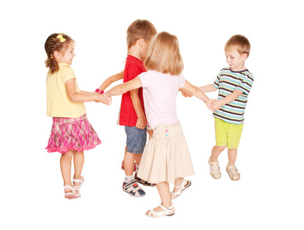 ילדים רוקדים (צילום: Shutterstock)