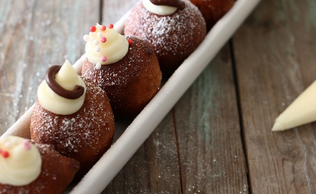 סופגניות אשל מקושטות