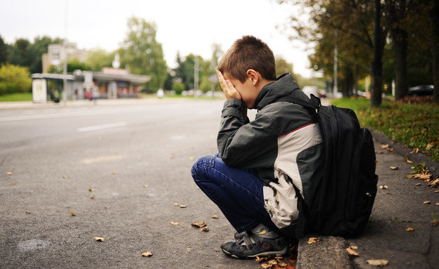 ילד בוכה (צילום: Shutterstock, מעריב לנוער)