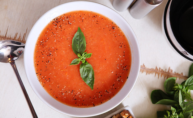 מרק עגבניות של טעימא (צילום: בני גם זו לטובה, אוכל טוב)