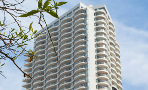 מגדל מעל נווה צדק בתל אביב (צילום: Shutterstock)