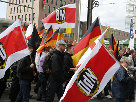 הפגנה של הNPD בברלין (צילום: רויטרס)