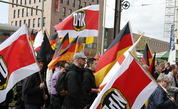 הפגנה של הNPD בברלין (צילום: רויטרס)