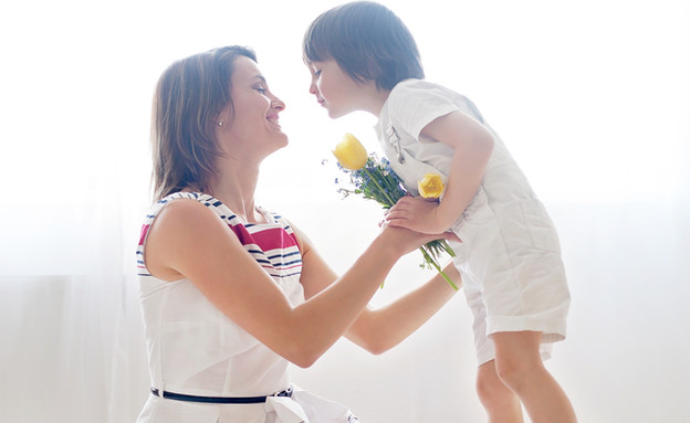 אמא ובן (צילום: ShutterStock)