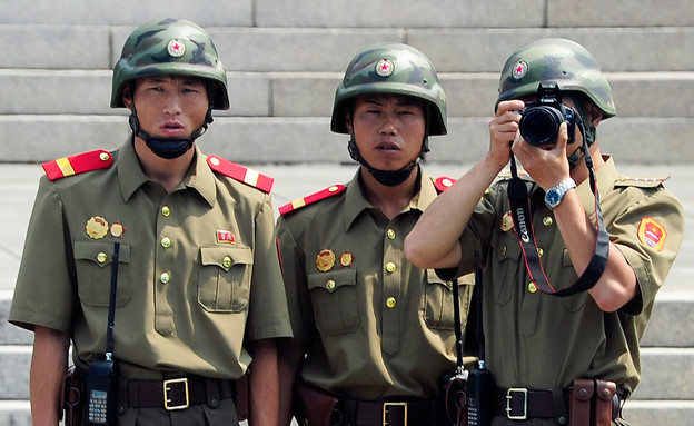 חיילים בקוריאה הצפונית, אילוסטרציה (צילום: Pool, GettyImages IL)