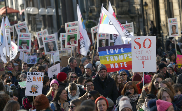 הפגנות נגד טראמפ בלונדון (צילום: רויטרס)
