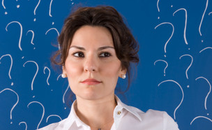 אישה מבולבלת עם סימני שאלה (צילום: realsimple.com, Getty images)