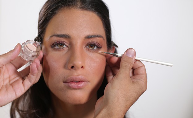 להתאפר לדייט 4