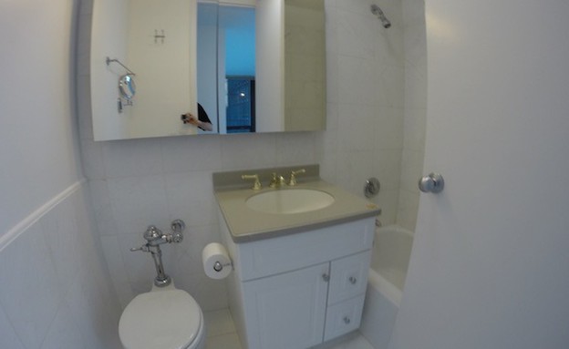 מתווכים גרועים (צילום:  terriblerealestateagentphotos)