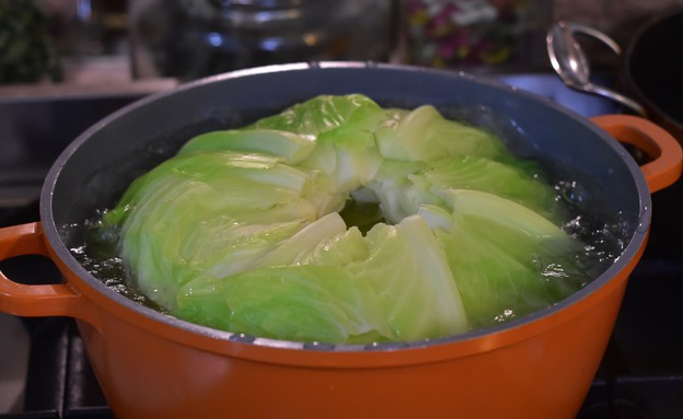 כרוב ממולא - הכנה כרוב ממולא - הכנה