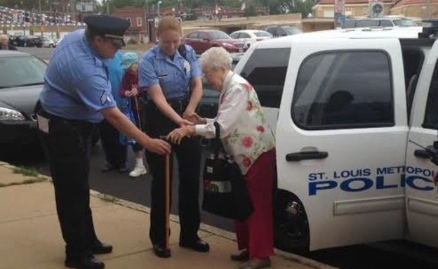 קשישה בת 99 במשטרה (צילום: St Louis Metropolitan Police)