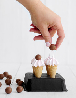 גלידות מרנג (צילום: שרית נובק - מיס פטל, mako אוכל)