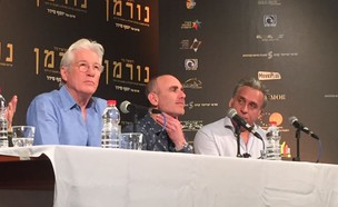 ריצ'רד גיר במסיבת עיתונאים של "נורמן" בירושלים (צילום: רותם אלון גלעדי)