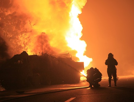 משאית זרחן לבן אילוסטרציה (צילום: VCG, GettyImages IL)