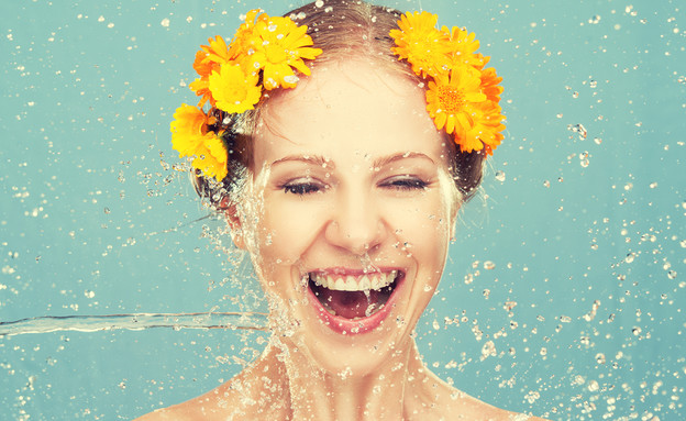 שטיפת פנים (צילום: Shutterstock)