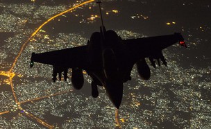 הקרב האווירי נגד דאע"ש  (צילום: חיל האוויר האמריקאי)