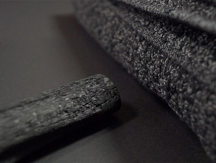 חמישיה 28.3, מגבת משולבת פחם (צילום: kickstarter)