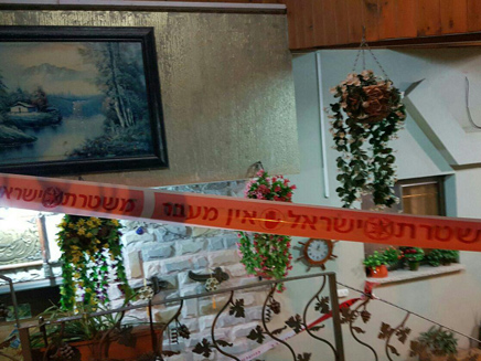 זירת הרצח בנצרת (צילום: דוברות המשטרה)