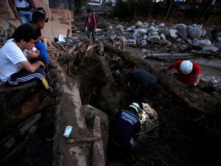 מאות נהרגו במפולת הבוץ בקולומביה (צילום: רויטרס)